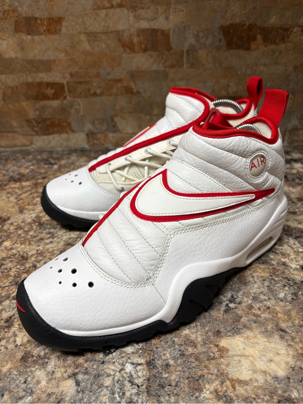 Nike Air Shake NDestrukt 2017 Dennis Rodman 880869-100 Size 8